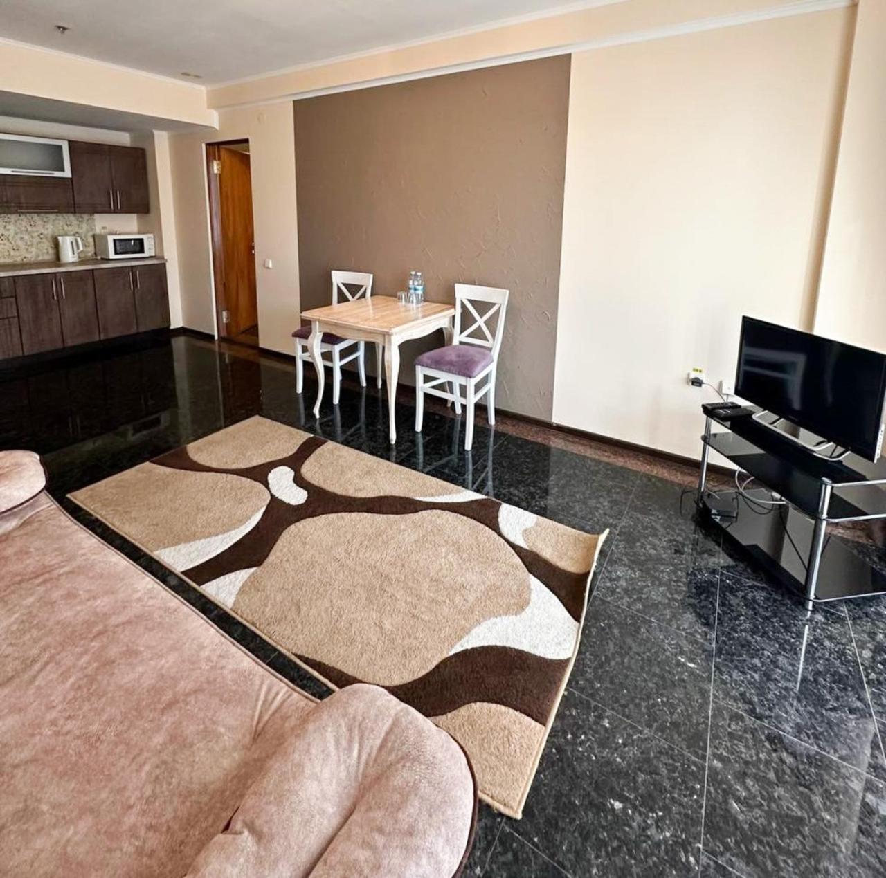 Mark Plaza Hotel Mykolaiv Exterior foto